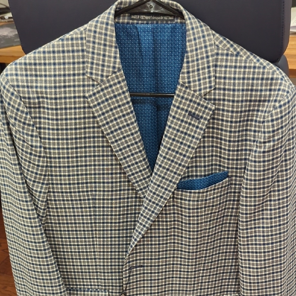 Checkered Beige Sport Coat with Teal Lining